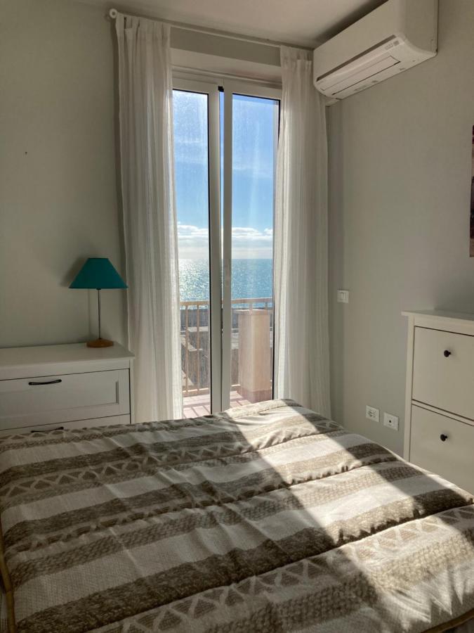 Rosso Tramonto Luxury-White- Ladispoli, Lungomare Regina Elena 58 Villa Exterior foto